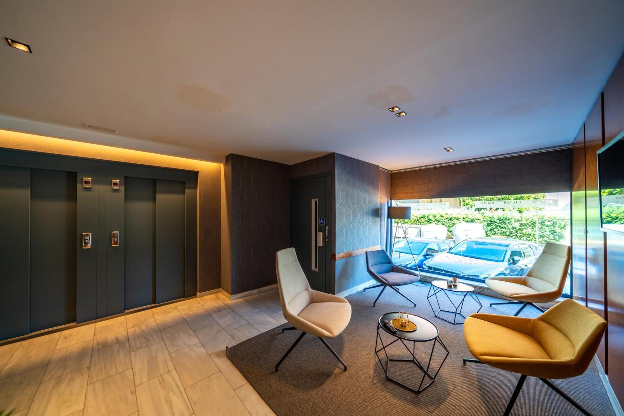 Hotel J. Balmes ויק מראה חיצוני תמונה